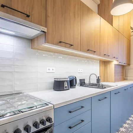 Apartment Chic - - Modern - Stylish Budapest